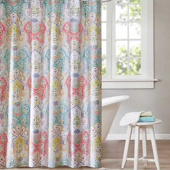 ECHO Cyprus Colorful Floral 100%‎ Cotton 67.5"W x 70"L Fabric Shower Curtain. - Picture 1 of 8